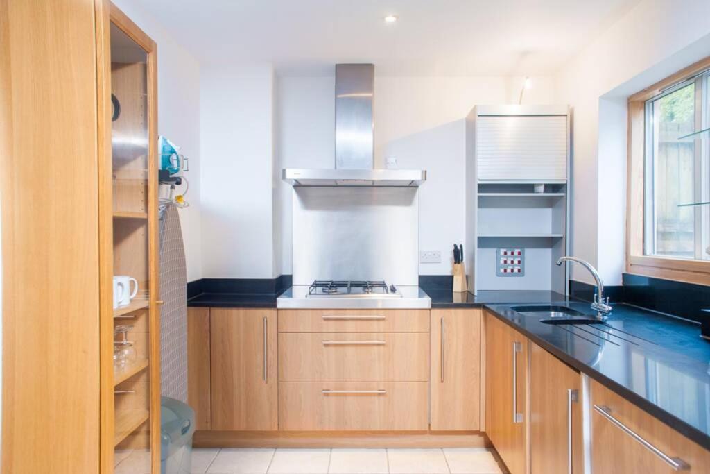 Clifton Jewel - 4 Bed Townhouse With Parking. Mycityhaven Бристоль Экстерьер фото